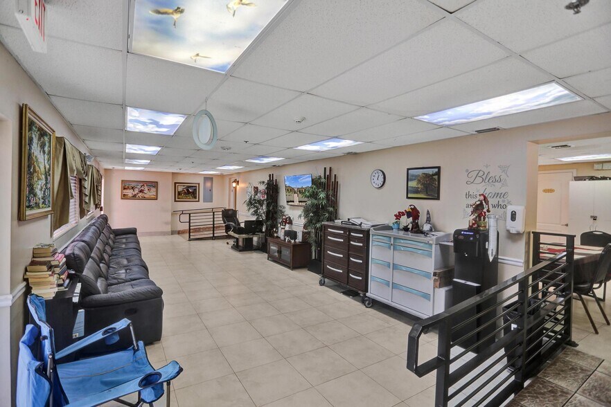 More Photos Of 1722 Madison St, Hollywood Assisted Living For Sale