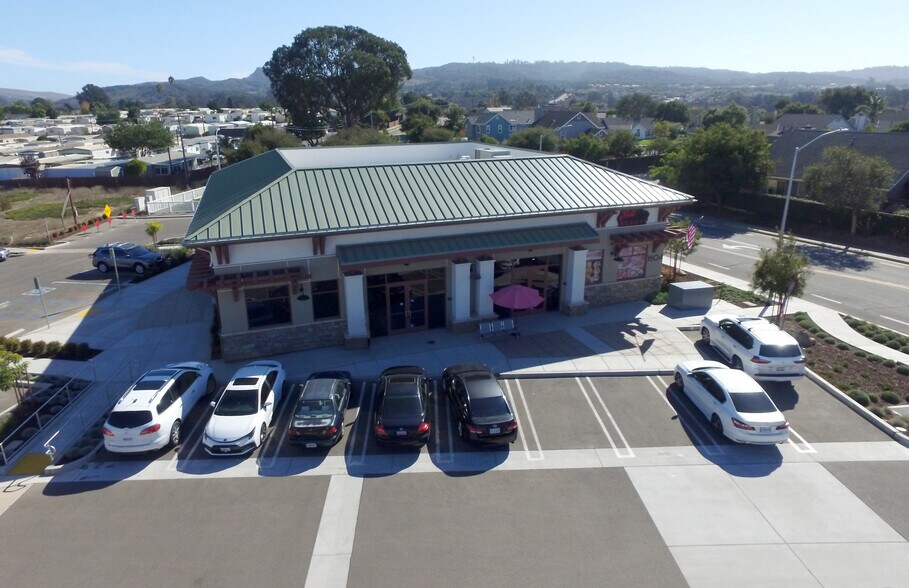 More Photos Of , Santa Maria General Retail For Sale