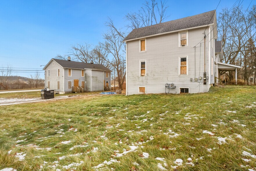 More Photos Of 763 Bowman St, Mansfield Multifamily For Sale