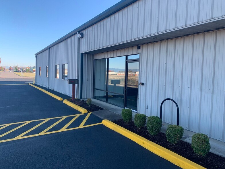 More Photos Of 706 Oscar St, Eugene Food Processing For Lease