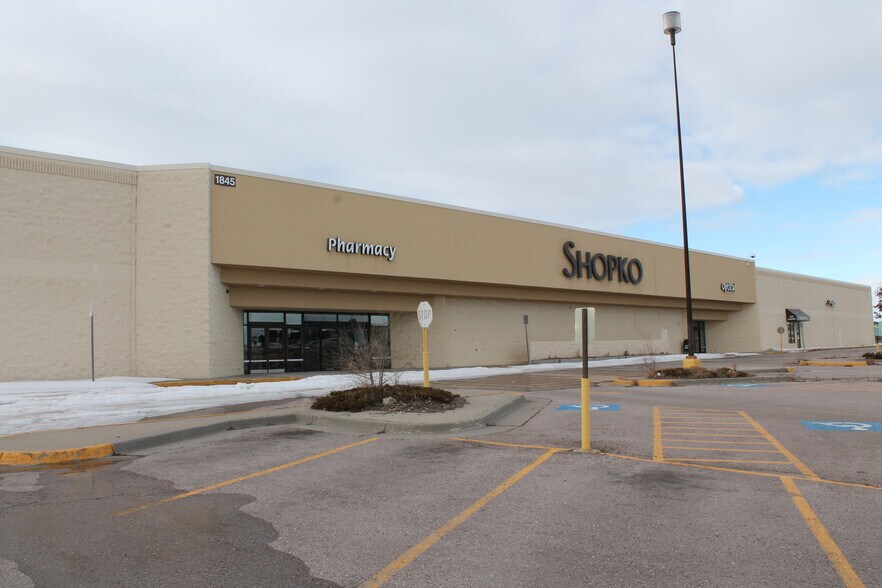 More Photos Of 1845 Haines Ave, Rapid City Freestanding For Lease