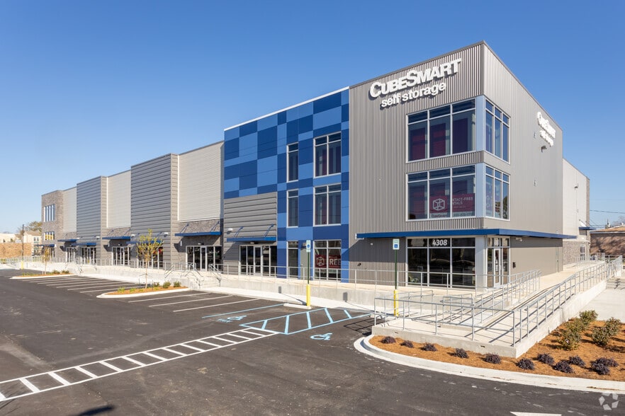 Primary Photo Of 4308 Williams Blvd, Kenner Self Storage For Lease