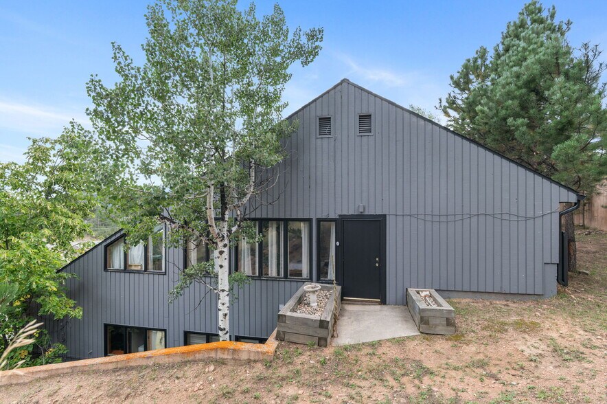 More Photos Of 29713 Troutdale Scenic Dr, Evergreen Office For Sale