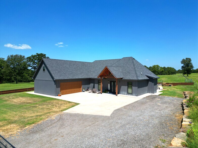 More Photos Of 28300 County Road 1590, Stonewall Land For Sale