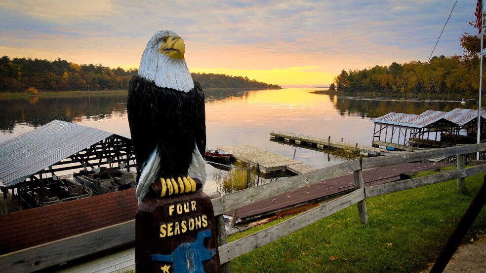 More Photos Of 952 River Dr NW, Bena Hotel For Sale