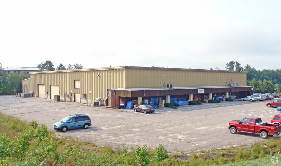 More Photos Of 10 Renaissance Way, Sanford Warehouse For Lease