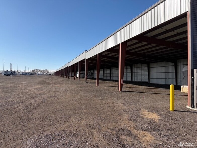 Primary Photo Of 8914 Zinnia Ave, Firestone Land For Sale
