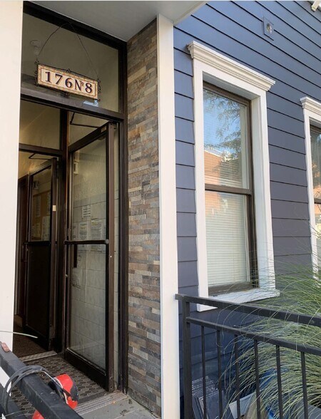 More Photos Of 176 N 8th St, Brooklyn Apartments For Sale