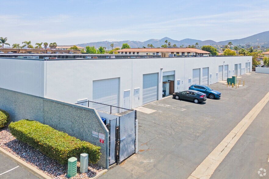 More Photos Of 310 Via Vera Cruz, San Marcos Unknown For Lease