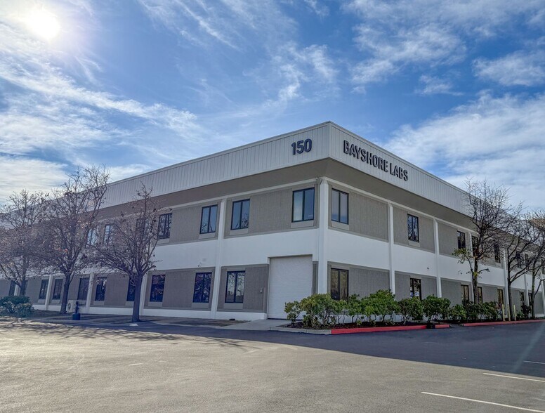 More Photos Of 150 N Hill Dr, Brisbane Office For Lease
