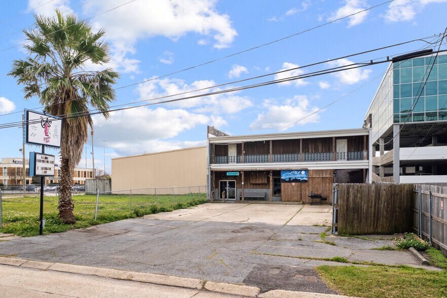 Primary Photo Of 3408 28th St, Metairie Storefront Retail Residential For Sale