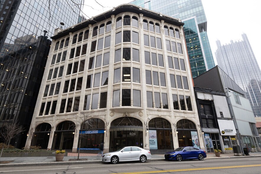 More Photos Of 606 Liberty Ave, Pittsburgh Coworking Space