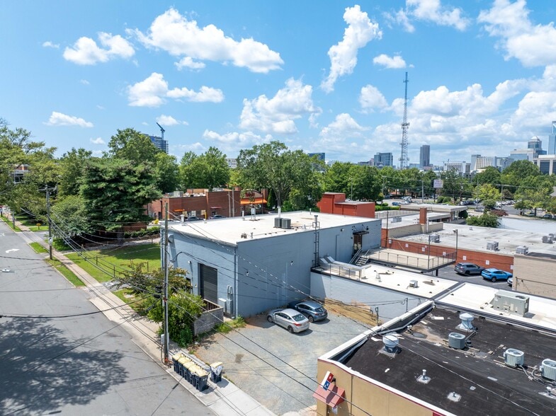 More Photos Of 1426 E 4th St, Charlotte Restaurant For Lease