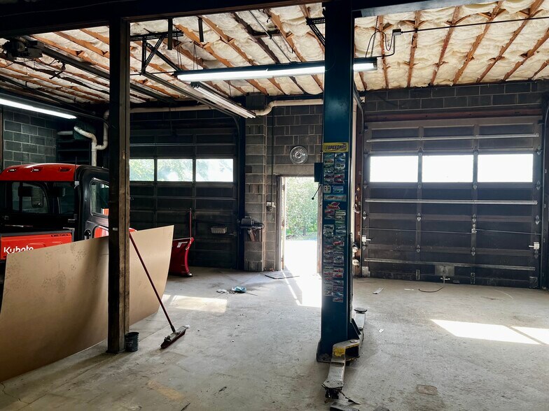 More Photos Of 2936 Mountain Rd, Saylorsburg Specialty For Lease