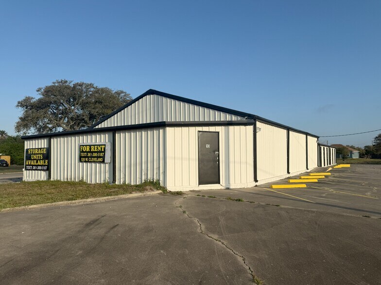 More Photos Of 530 W Cleveland Blvd, Aransas Pass Self Storage For Sale