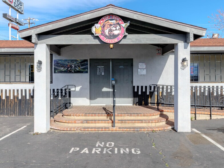 More Photos Of 12131 14th St, Yucaipa Restaurant For Lease
