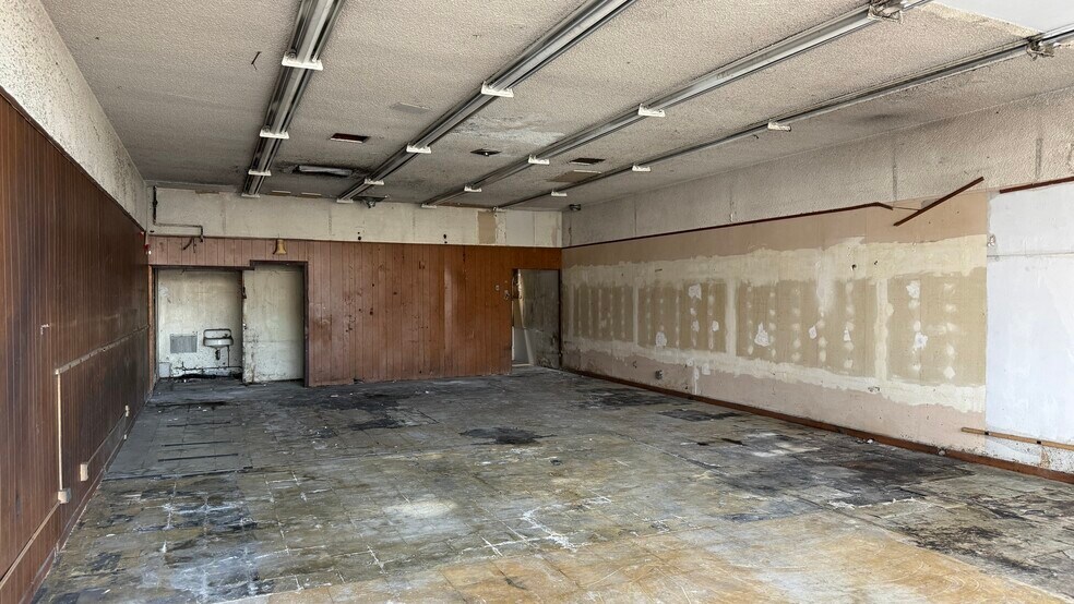 More Photos Of 6379 Mission St, Daly City Storefront For Sale