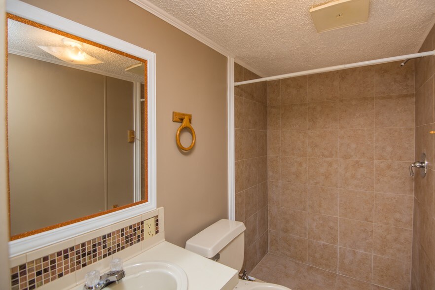 More Photos Of 1211 Cypress Rd, Saint Augustine Manufactured Housing Mobile Home Park For Sale