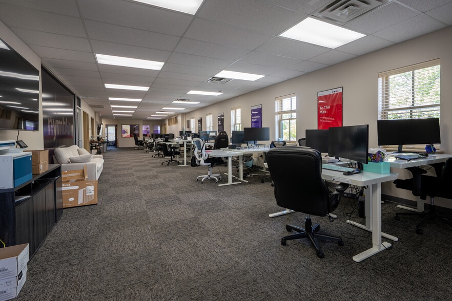 More Photos Of 55-65 W Bridge St, Dublin Storefront Retail Office For Sale