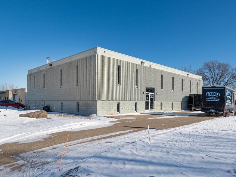Primary Photo Of 1321 7th St S, Hopkins Manufacturing For Sale