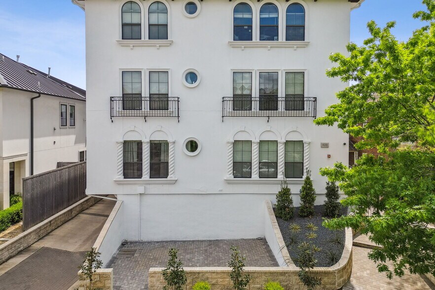More Photos Of 4210 Prescott Ave, Dallas Apartments For Sale
