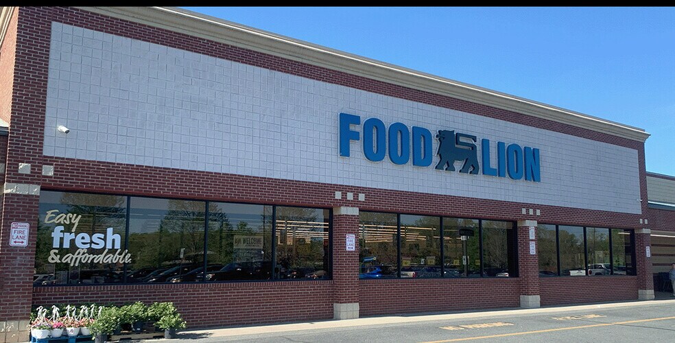 Primary Photo Of 264 Turkeysag Trl, Palmyra Supermarket For Lease