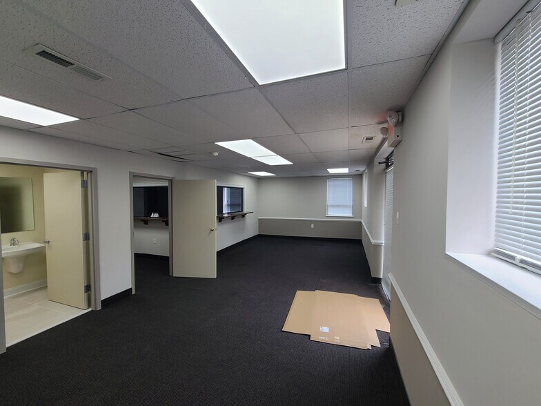 More Photos Of 105 Manheim Ave, Bridgeton Medical For Lease