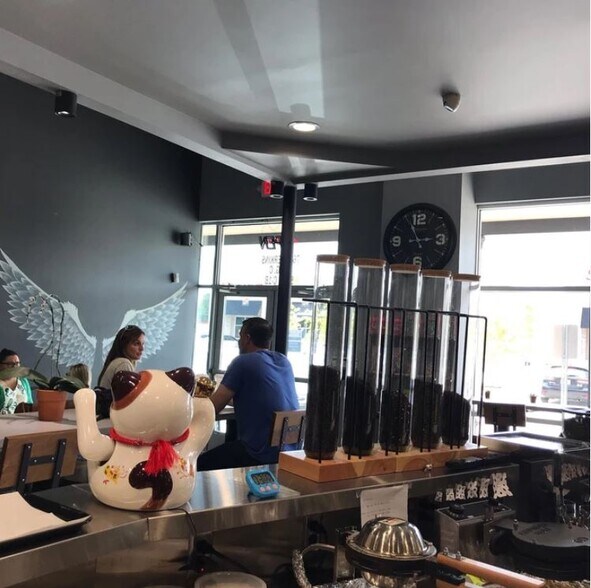 More Photos Of 7673 Perkins Rd, Baton Rouge Storefront For Lease