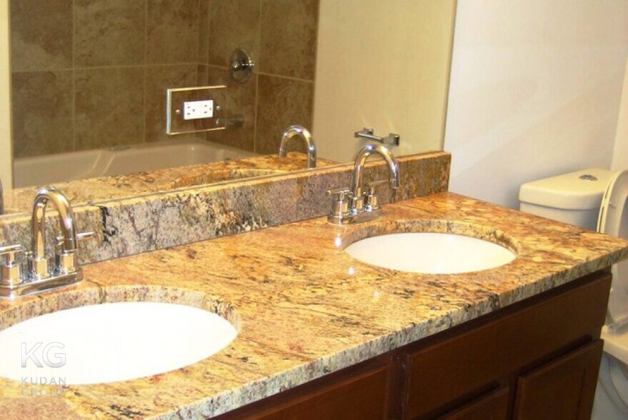 More Photos Of 3559 N Milwaukee Ave, Chicago Apartments For Sale