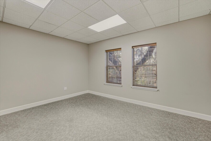 More Photos Of 2457 Care Dr, Tallahassee Office For Lease