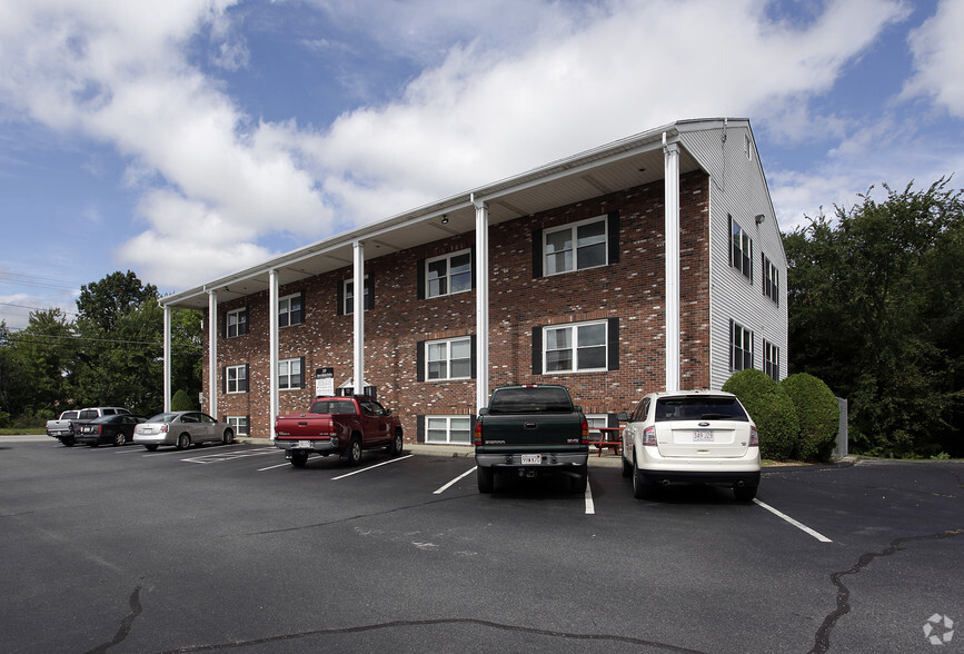 Primary Photo Of 319 Southbridge St, Auburn Office For Lease