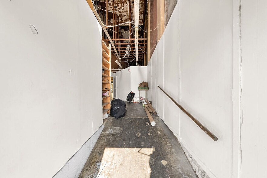 More Photos Of 331 Georgia St, Vallejo Storefront For Sale