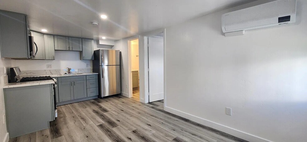 More Photos Of 4262-4266 Chamoune Ave, San Diego Apartments For Sale