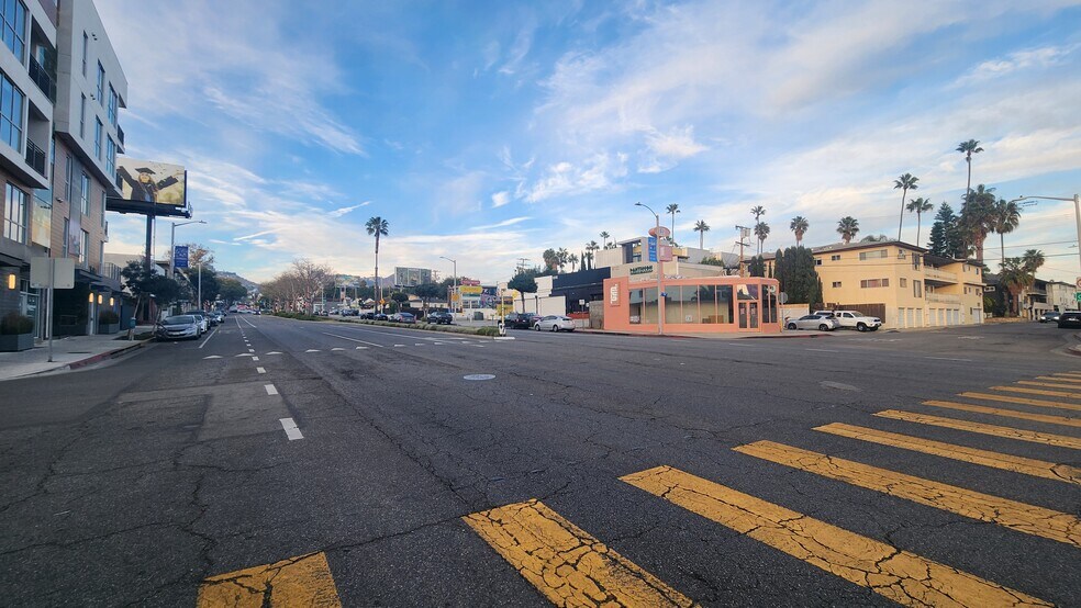 More Photos Of 1000 N Fairfax Ave, West Hollywood Storefront For Sale