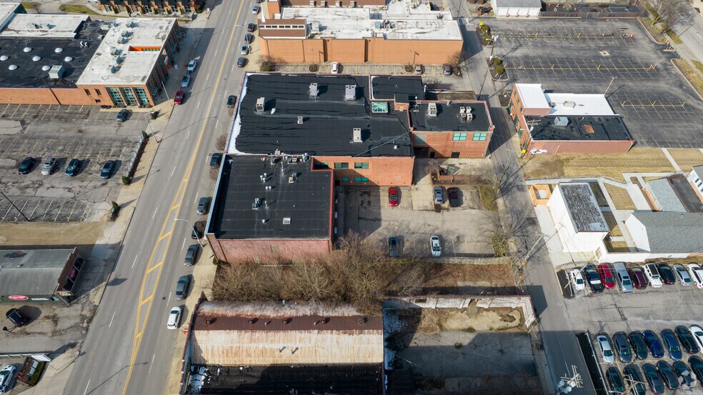 More Photos Of 454-464 E Main St, Columbus Office For Lease