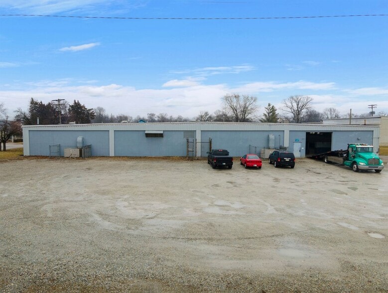 More Photos Of 1301 S 6th St, Noblesville Manufacturing For Sale