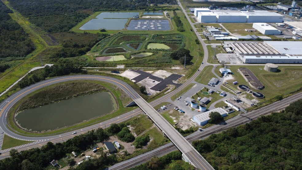 More Photos Of 1300 Recker Hwy, Auburndale Unknown For Lease
