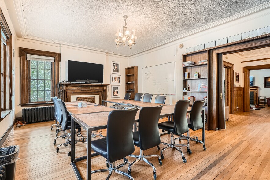 More Photos Of 940 Logan St, Denver Office For Lease