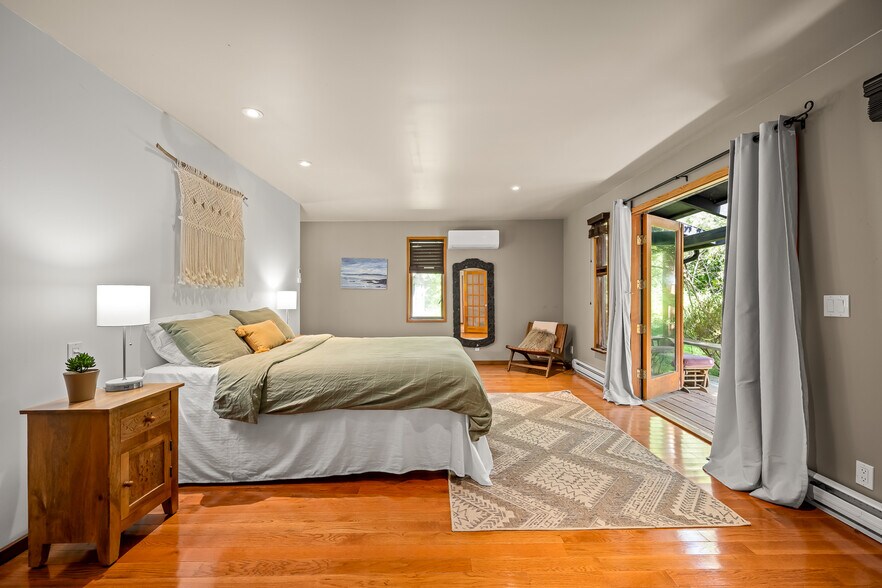 More Photos Of 1885 Central Rd, Hornby Island Land For Sale
