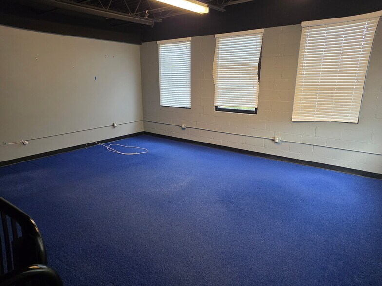 More Photos Of 600 Capital St, Jupiter Unknown For Lease