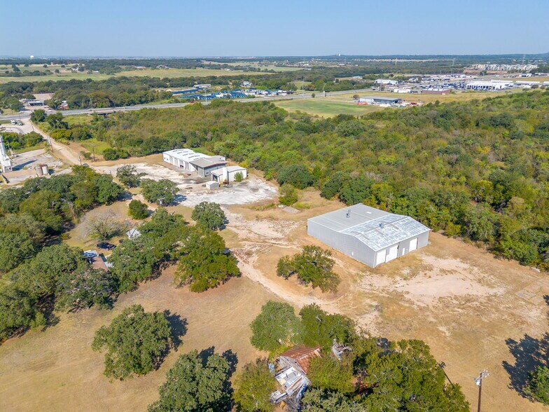 More Photos Of 3550 N Main St, Cleburne Industrial For Sale