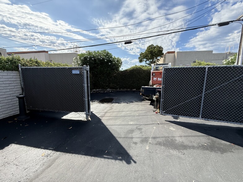 More Photos Of 1550 La Pradera Dr, Campbell Office For Sale