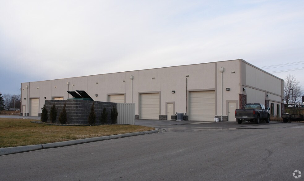 More Photos Of 23730-23750 W 83rd Ter, Shawnee Warehouse For Lease