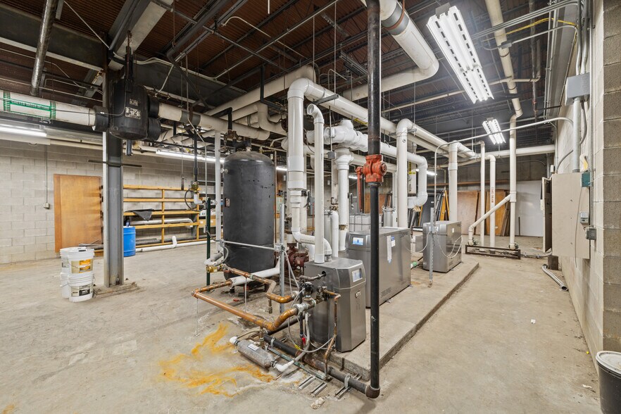 More Photos Of 4411 Washington Ave, Evansville Medical For Lease