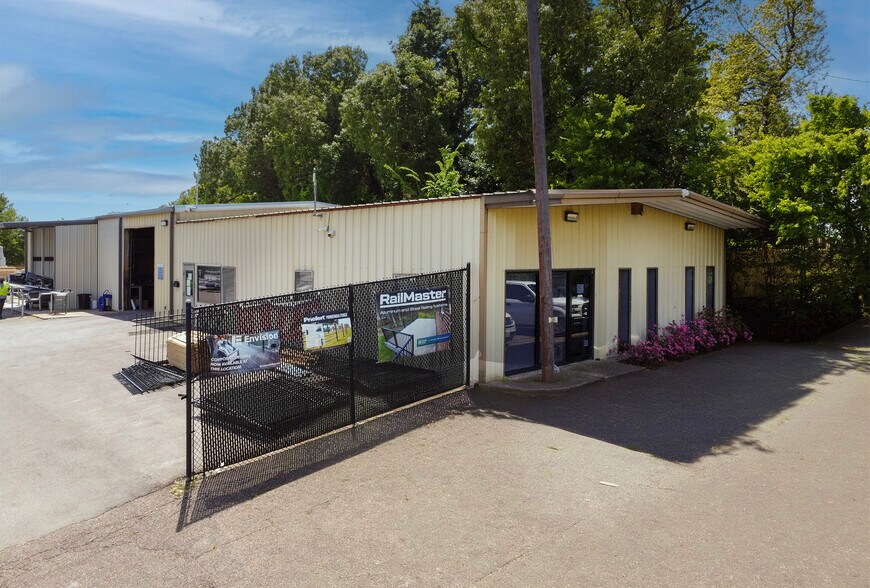 More Photos Of 5004 FM 2767, Tyler Industrial For Sale