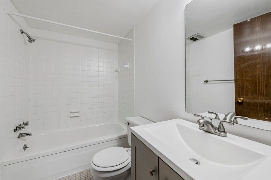 More Photos Of 23740 Fenkell St, Detroit Apartments For Sale