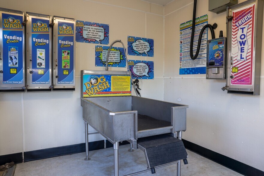 More Photos Of 145 George St, Oswego Carwash For Sale