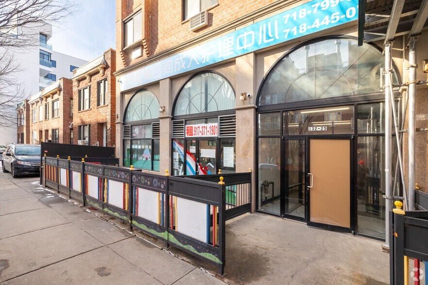 More Photos Of 13225 Pople Ave, Flushing Apartments For Sale