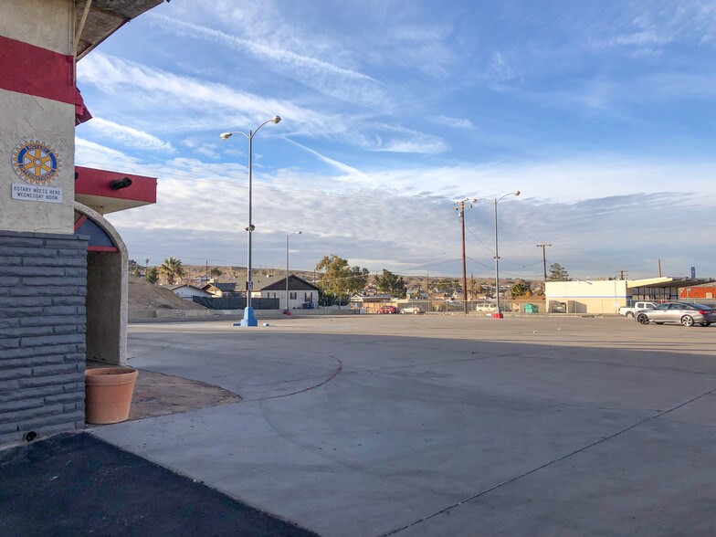 More Photos Of 540 W Main St, Barstow Restaurant For Lease