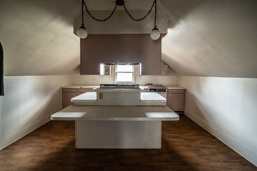 More Photos Of 218 2nd St, Fulton Apartments For Sale